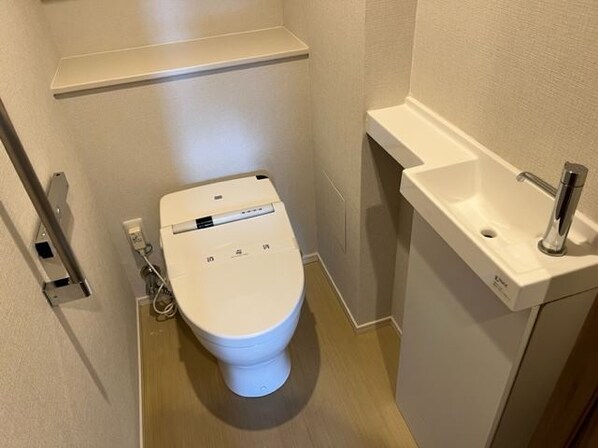 メゾンカルム本郷の物件内観写真